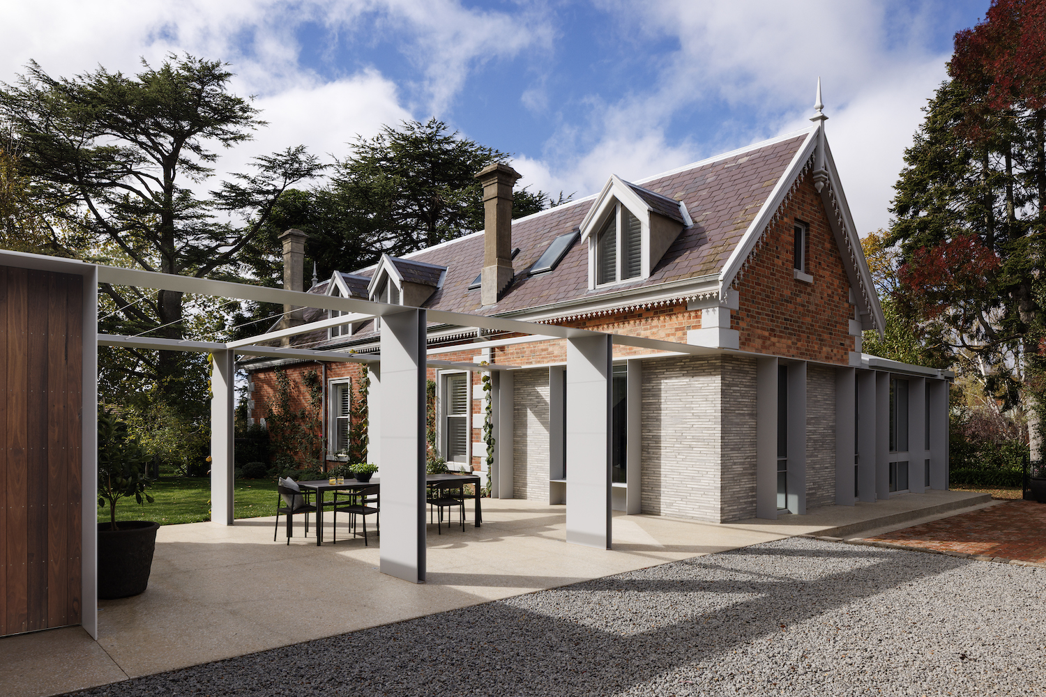 Macedon Villa